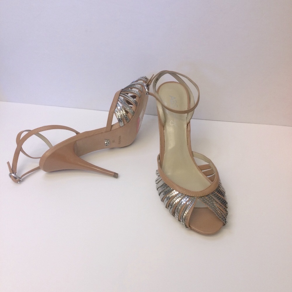 ABS ALLEN B SCHWARTZ STRAPPY LEATHER HEELS TAN SILVER 9.5 NWT